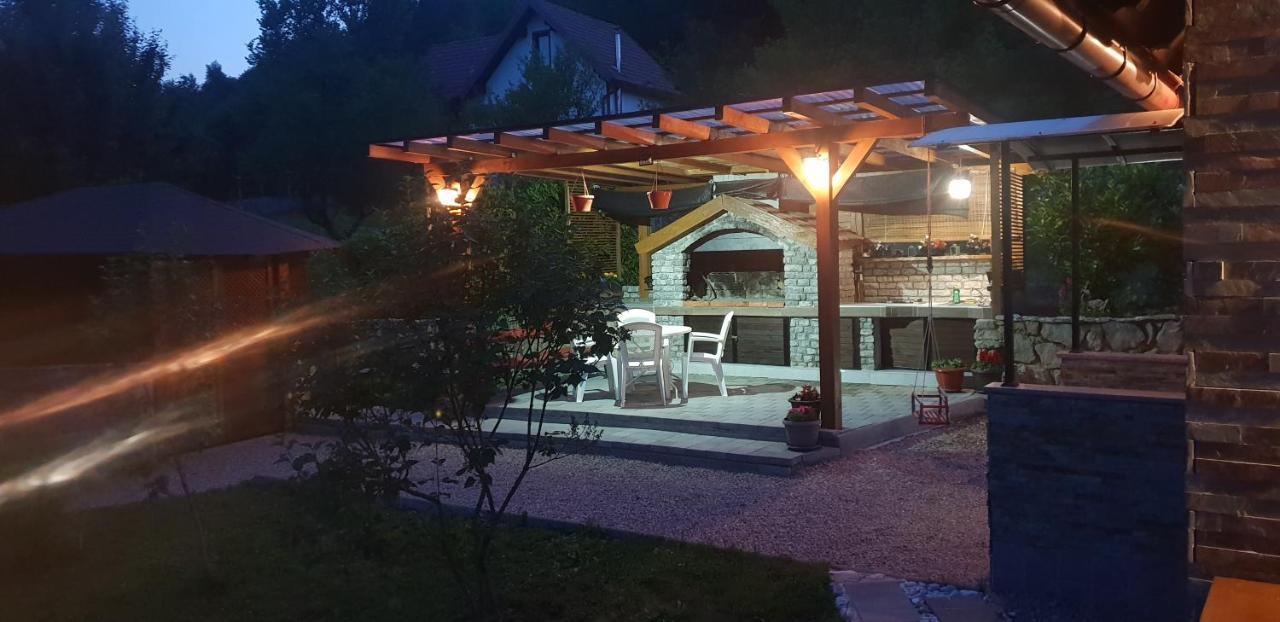 Green Garden Lohovo Bihać Eksteriør billede