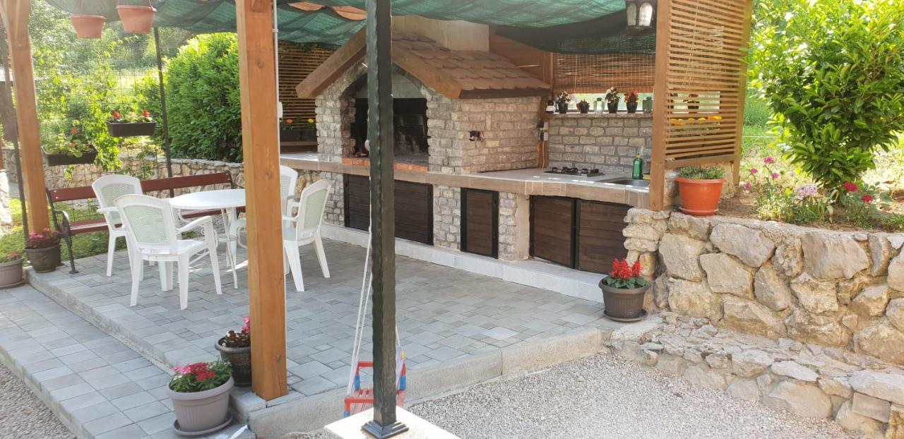 Green Garden Lohovo Bihać Eksteriør billede